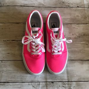 Vans Women’s Ward Sneaker